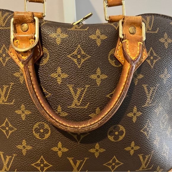 Louis Vuitton Bag - Picture 7 of 16
